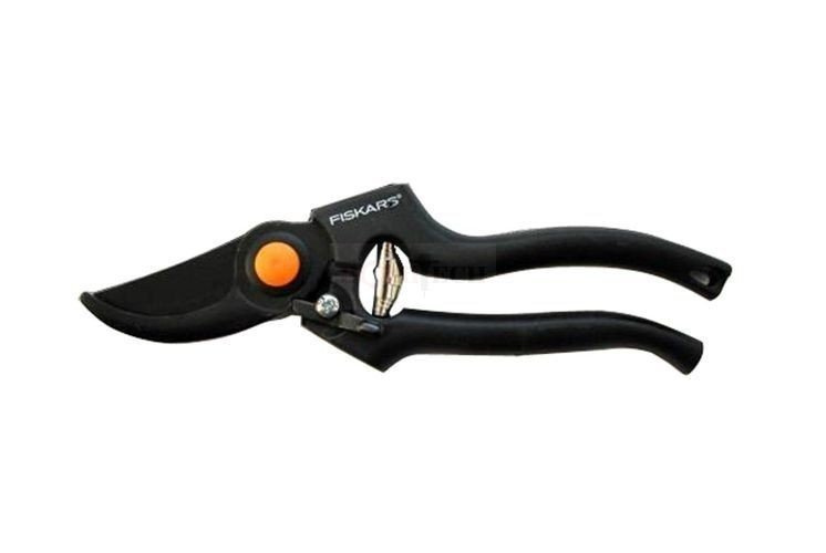 Sekator ogrodowy Fiskars P90