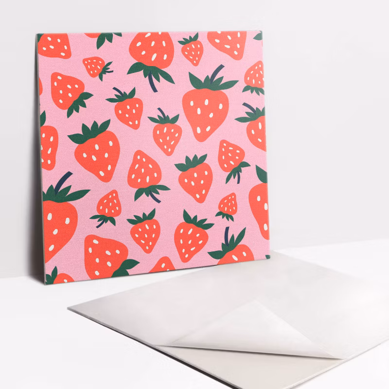 Kafelki samoprzylepne Tulup 30×30 cm Rysunkowa truskawka 9 szt.